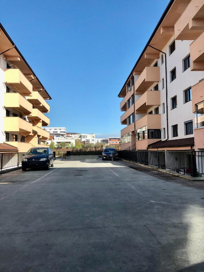 Garsoniera- Bulevard Dem Radulescu Râmnicu Vâlcea 외부 사진